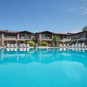 Villaggio Turistico Lugana Marina Apartmanhotel