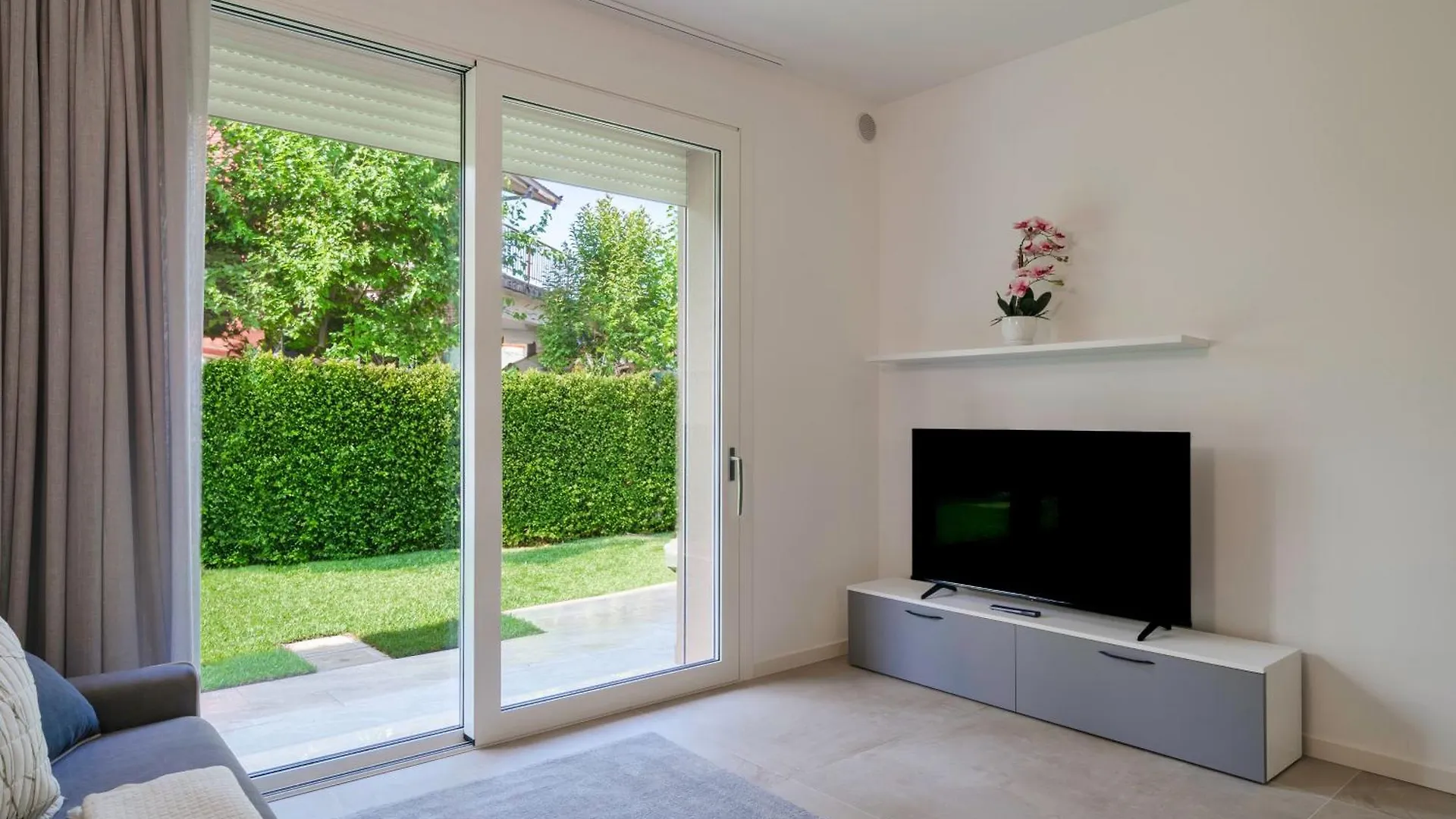 Superb Sirmione Apartman