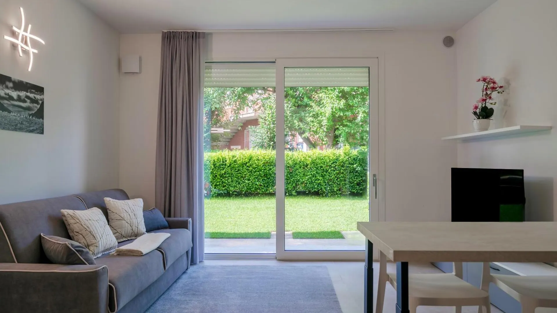 Superb Sirmione Apartman