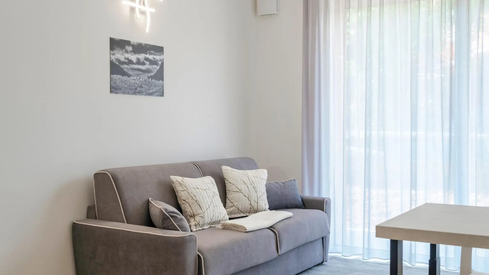 Superb Sirmione Apartman Olaszország