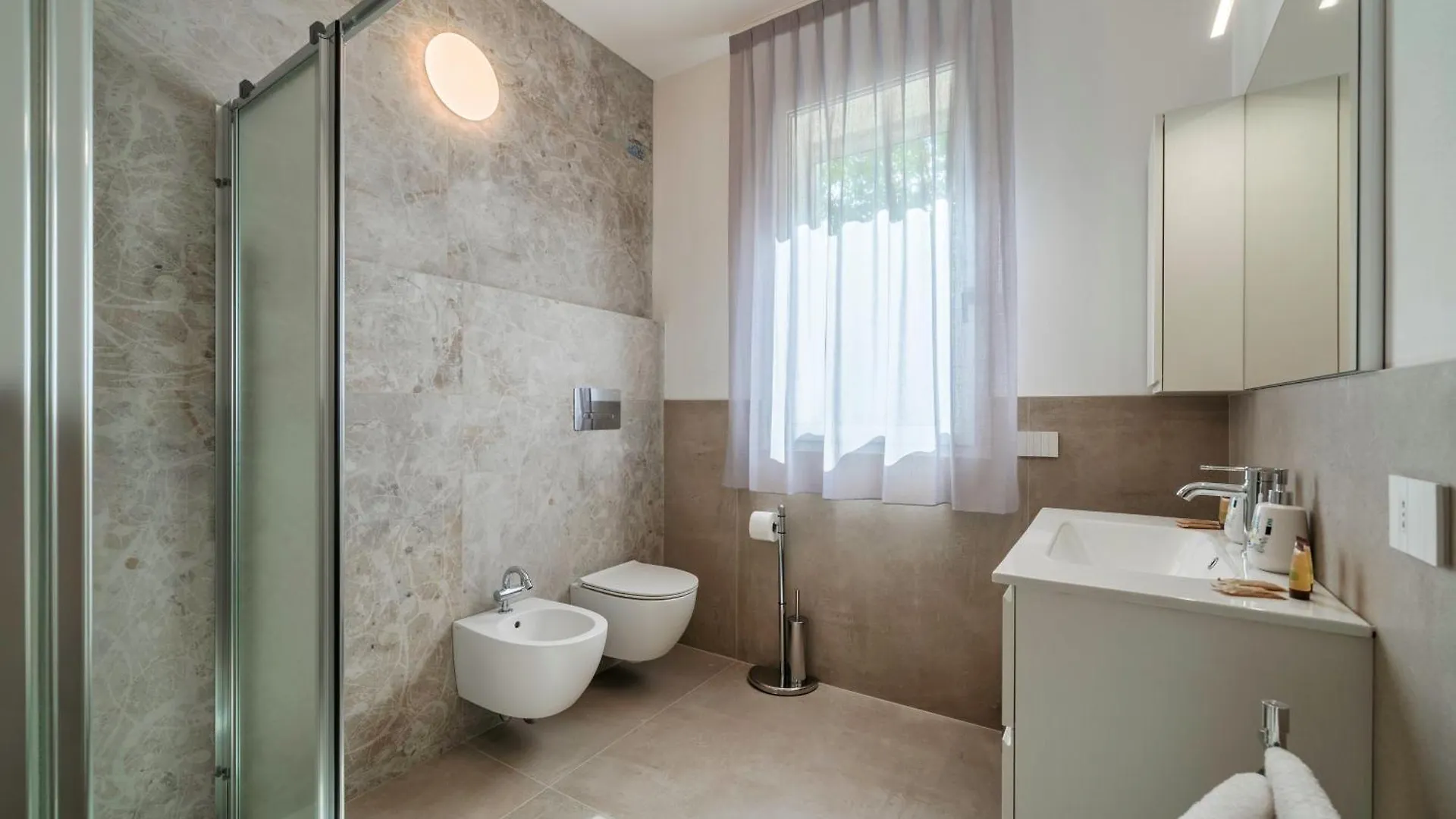 Superb Sirmione Apartman 0*,  Olaszország