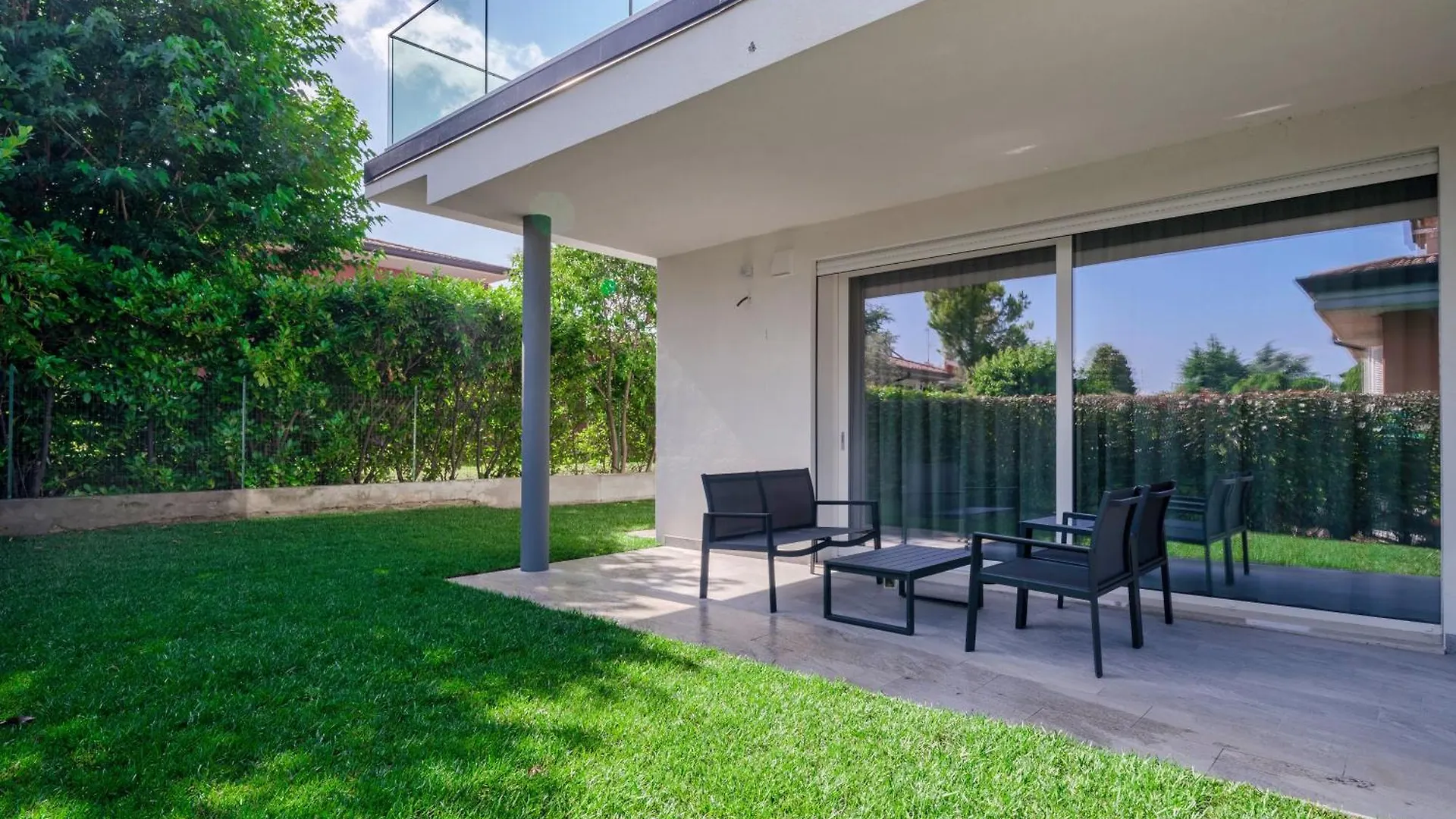 Superb Sirmione Apartman