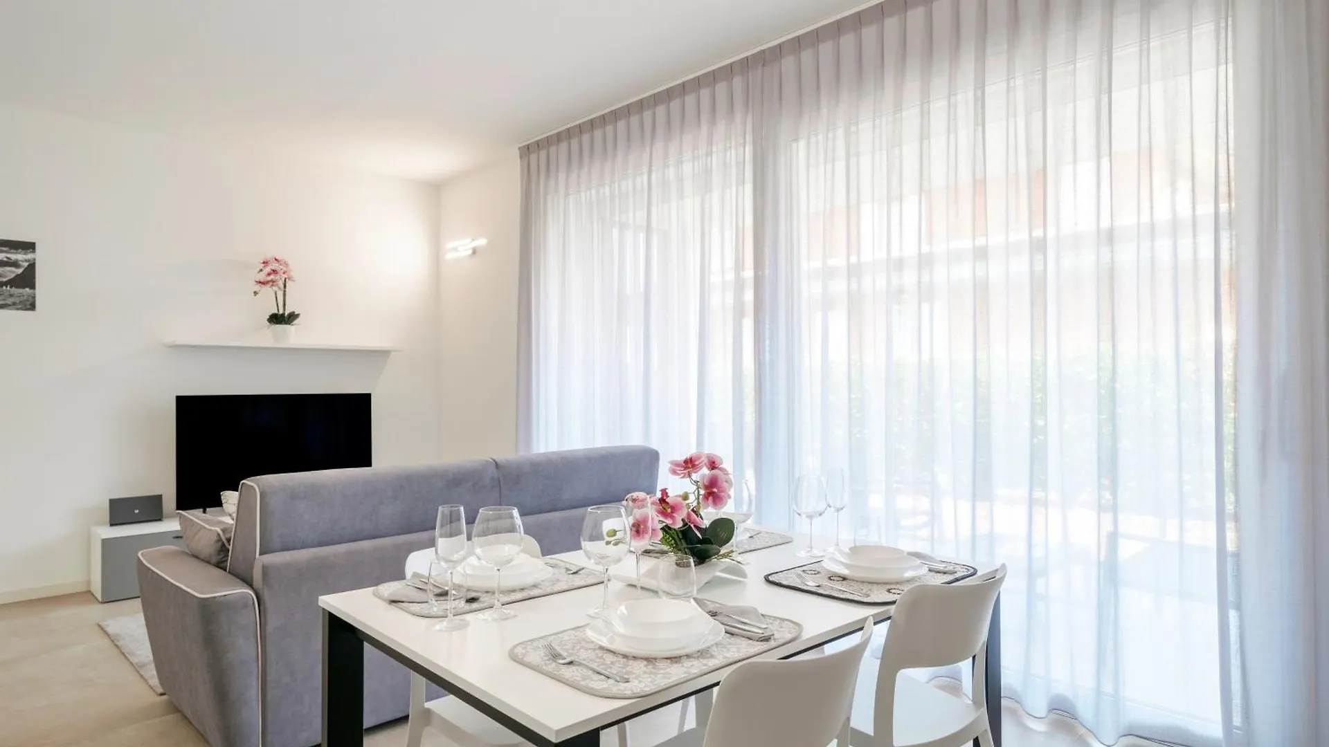 Superb Sirmione Apartman Olaszország