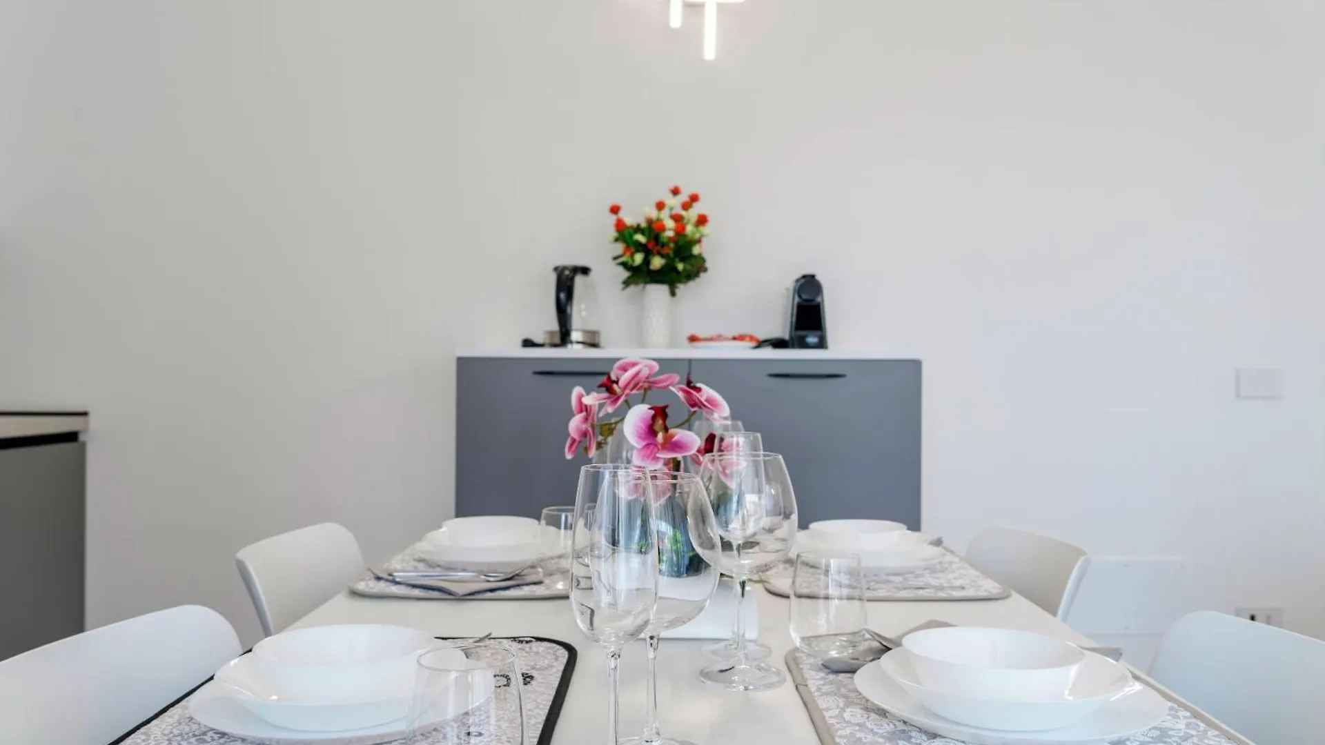 Superb Sirmione Apartman Olaszország